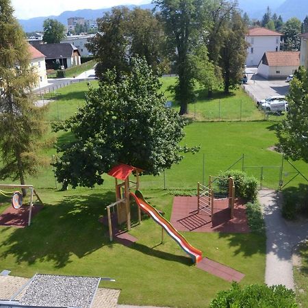 Mladinski Dom - Hostel Клагенфурт Екстериор снимка
