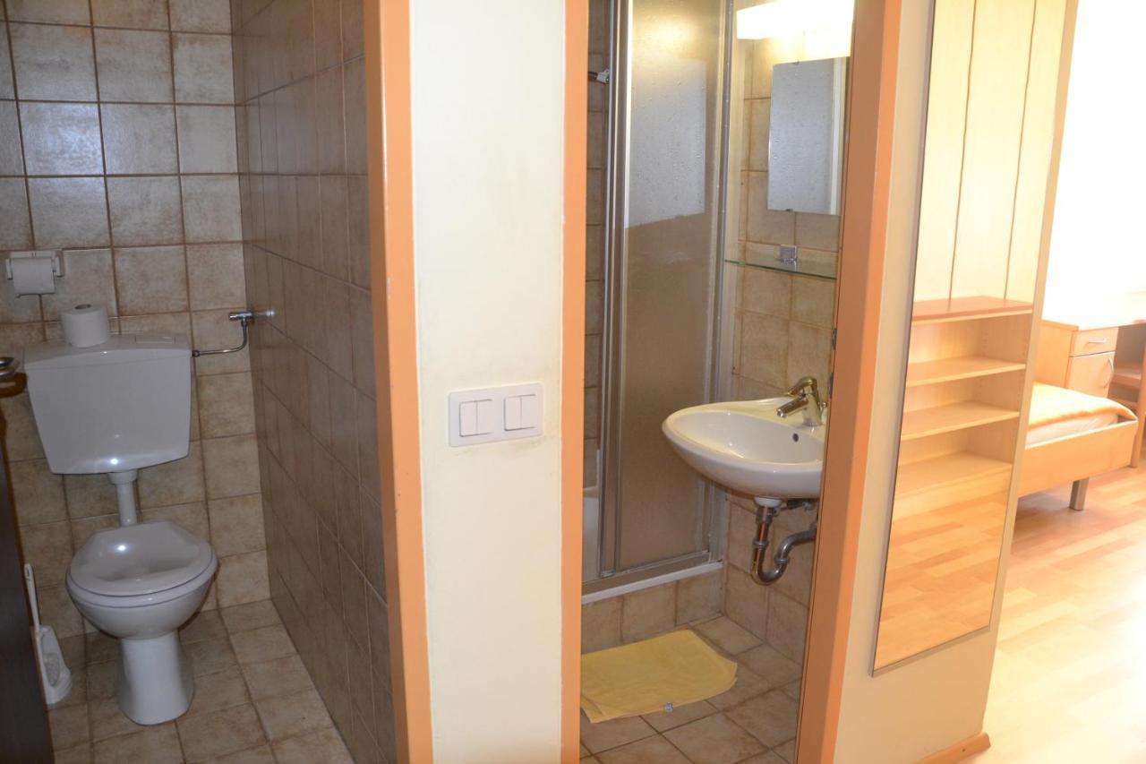 Mladinski Dom - Hostel Клагенфурт Екстериор снимка