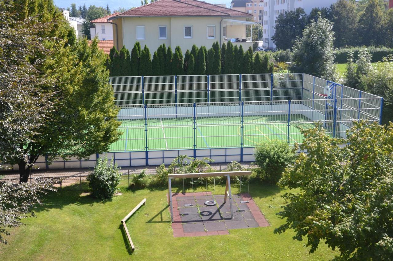 Mladinski Dom - Hostel Клагенфурт Екстериор снимка